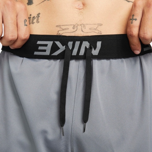 Nike Men's Athletic Gray and Black Shorts - Picture 1 of 16